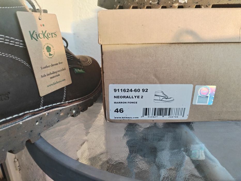 Нови мъжки обувки Kickers