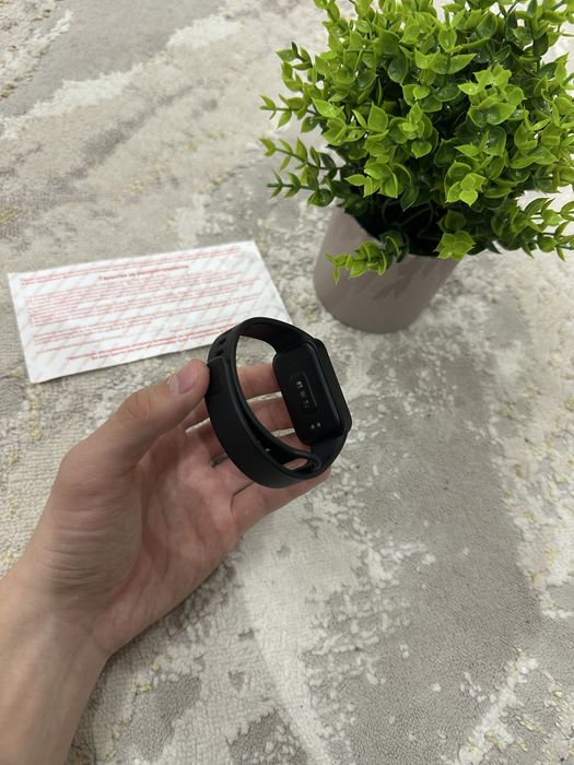 Продам Xiaomi Mi Band 9