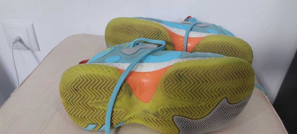 Adidas basket Harden 6  - marimea 37 1/3