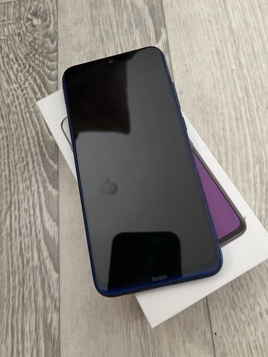 Продам редми ноут 8