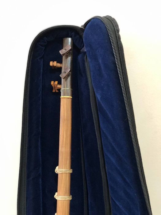 Tanbur Sotiladi narxi 200$