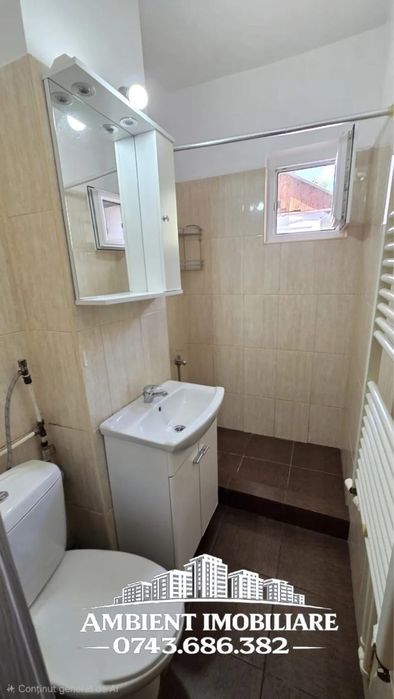 Vand apartament cu doua camere in Vaslui