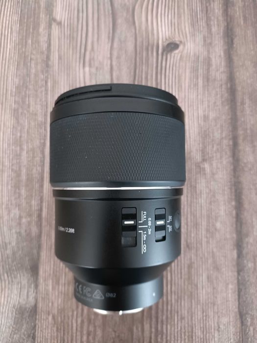 Samyang 135mm F 1.8 pentru Sony
