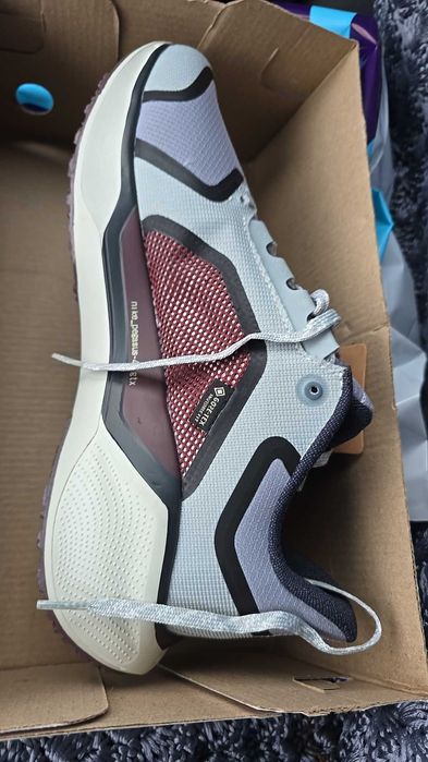 Nike Air Zoom yangi kiyilmagan