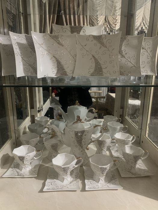 Xiyoy chinni servizi yangi