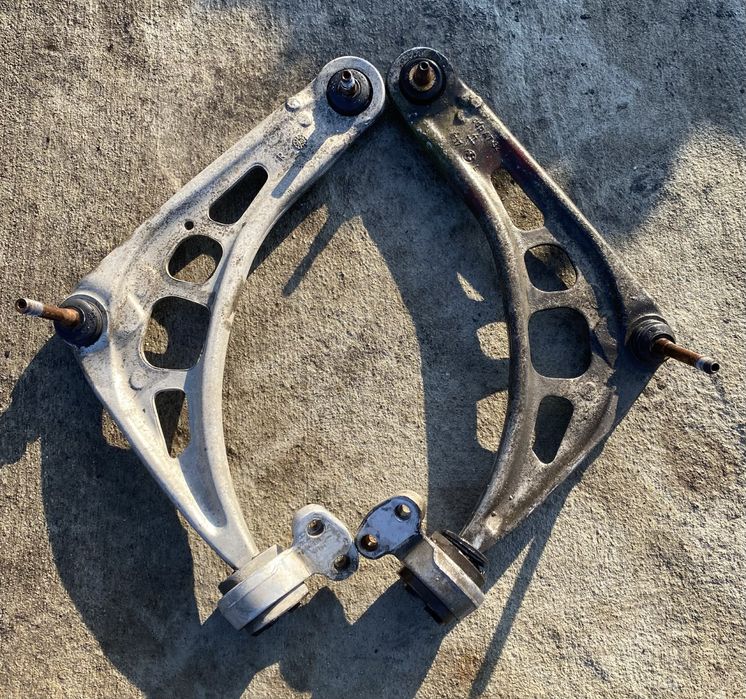 Носачи за Бмв Е46 в добро състояние