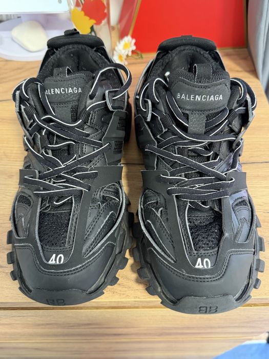 BALENCIAGS TRACK 40 номер