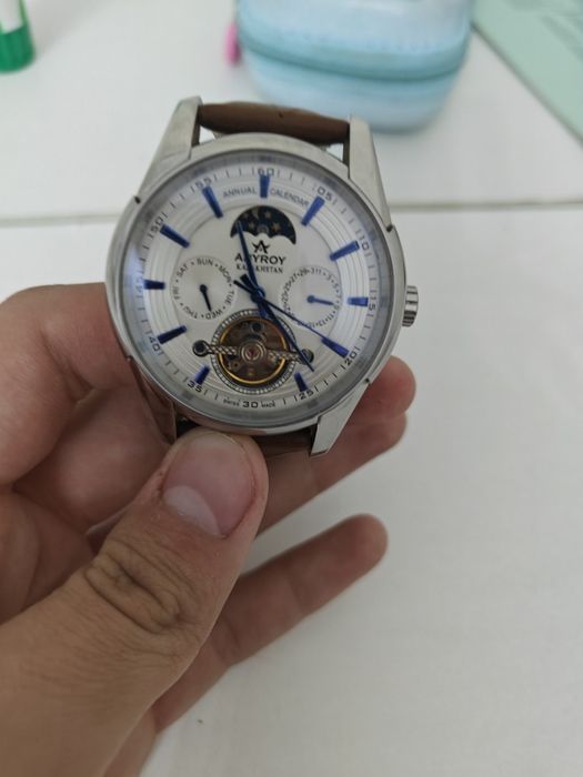 Продам часы ABYROY