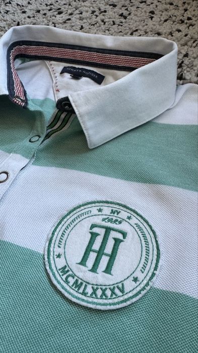 Нова дамска тениска Tommy Hilfiger размер XS