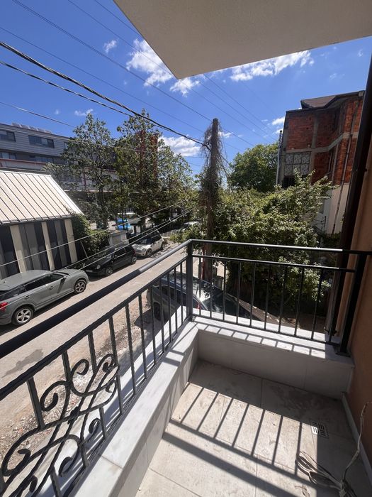 Продава се Двустаен апартамент в София, Младост 2 - 70 кв.м за 2143 €/кв.м - Снимка #5