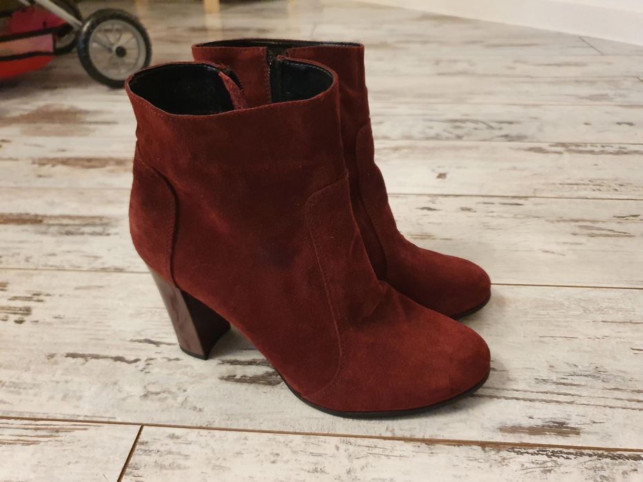 Ghete piele marimea 40