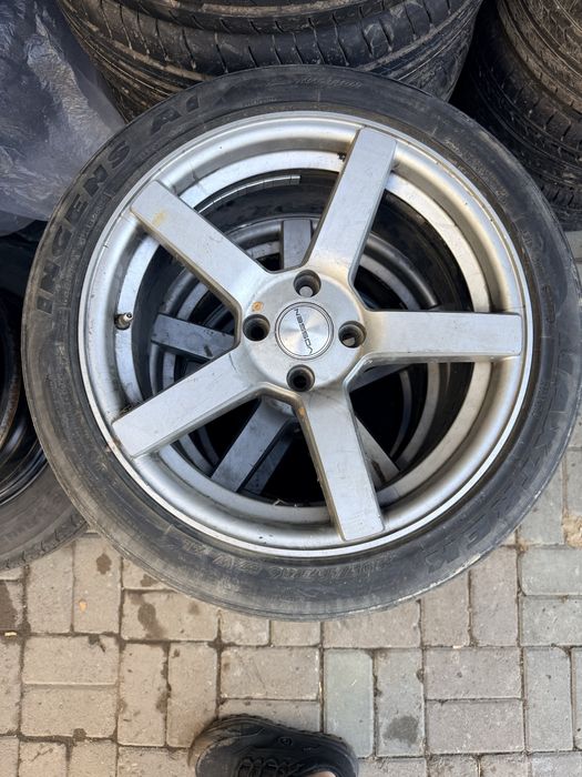 Продам диски с резиной
