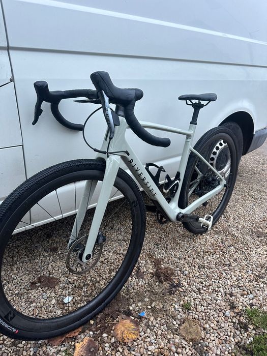 Bicicleta Riverside GCR Gravel