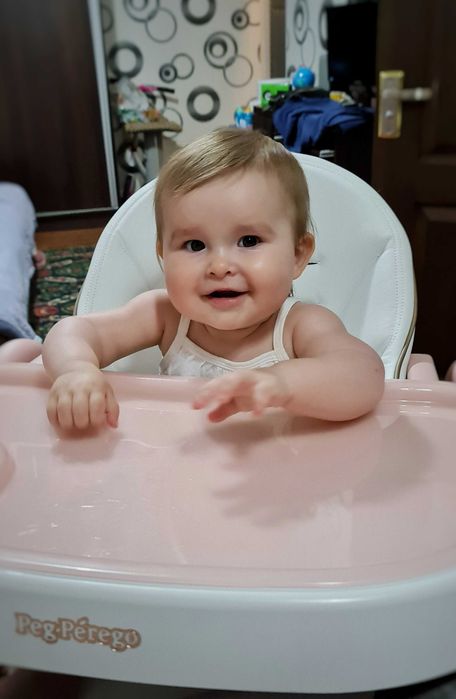 Стульчик для кормления  вашего малыша 3 в 1