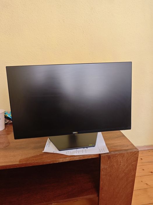 Gaming монитор Dell 25" – 240Hz / 0.5ms / IPS / FreeSync Premium / G-Sync