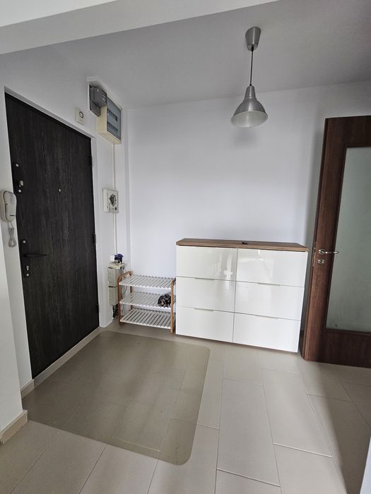 Apartament 3 camere renovat+mobilat