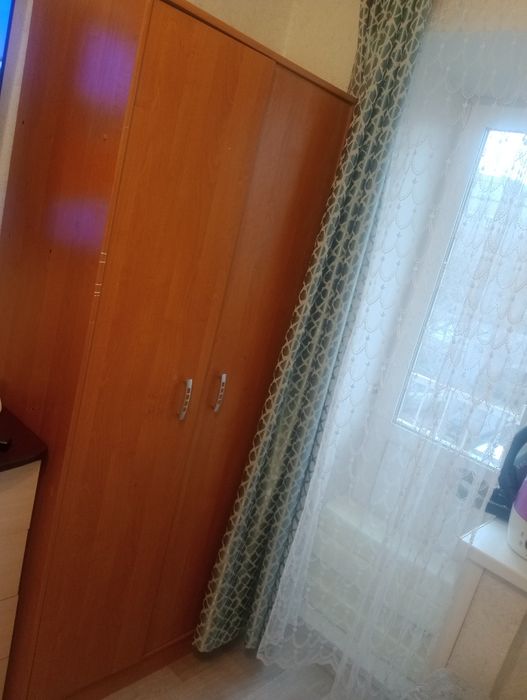 Продам Шкаф б/у 7000