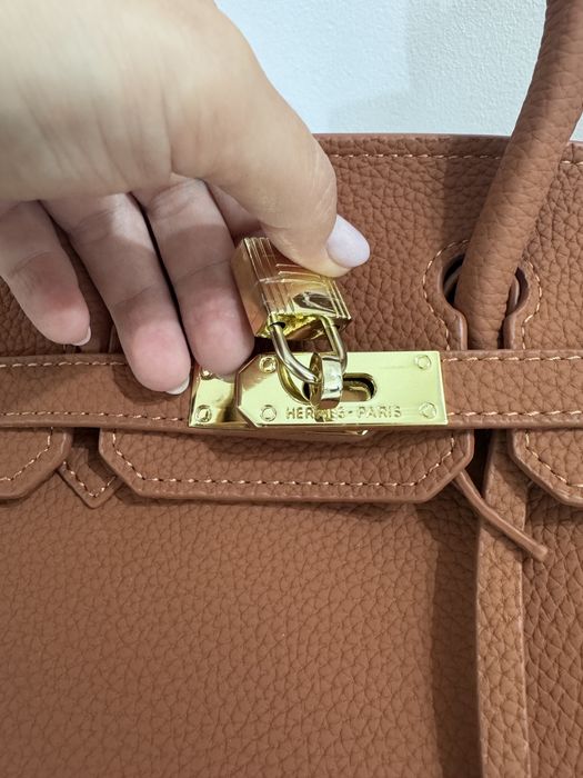 Geanta Hermes noua