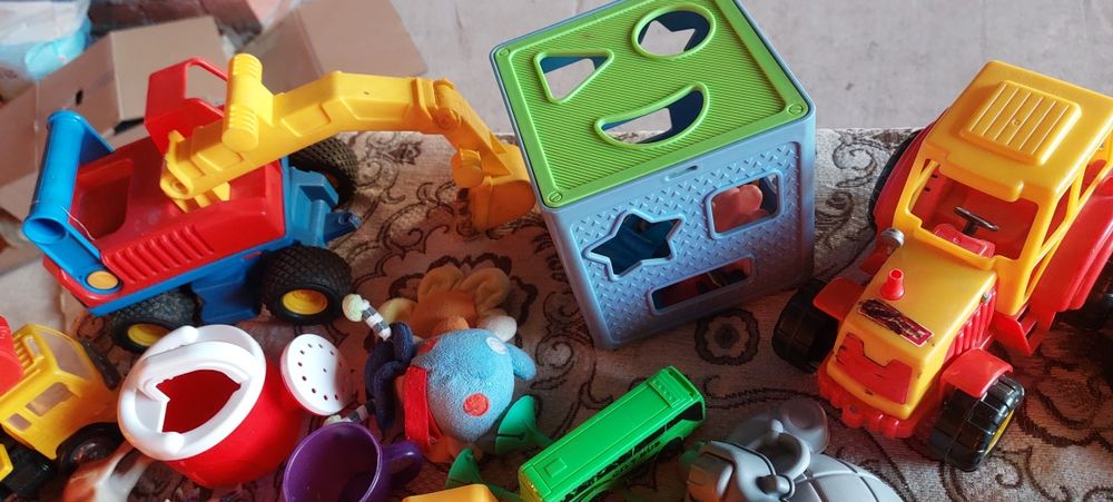 Игрушки все за 3000