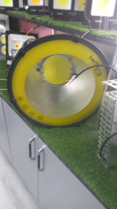 Projektor erku optom прожектор