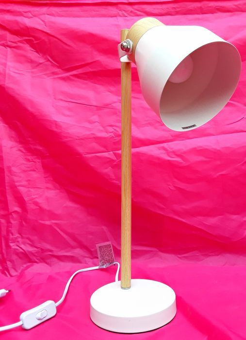 LAMPĂ DIN METAL pentru Birou cu Abajur reglabil si Bec LED NOUĂ 60 Lei