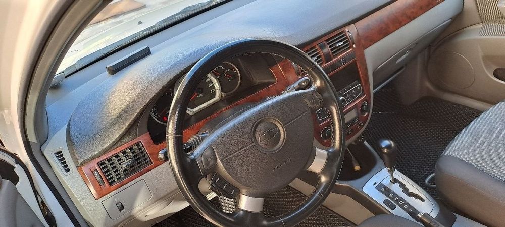 Ласетти 2013. 1.6 автомат пробег 155000  нахт ва вариантга  берилади