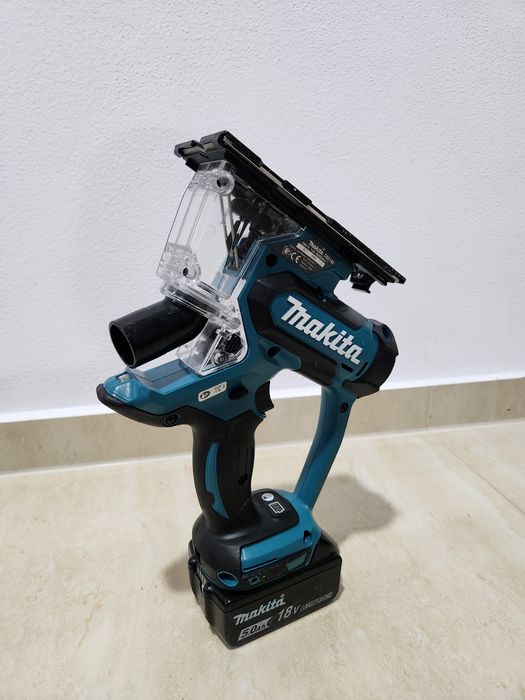 Masina de decupat makita DSD180