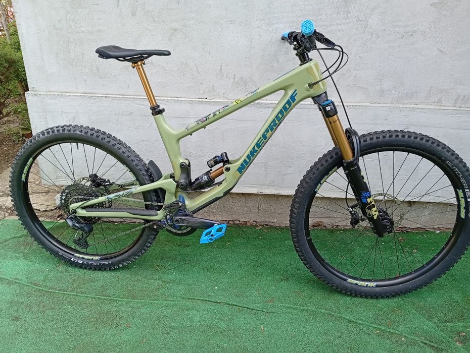 Enduro -CARBON -Nukeproof -full FOX Kashima