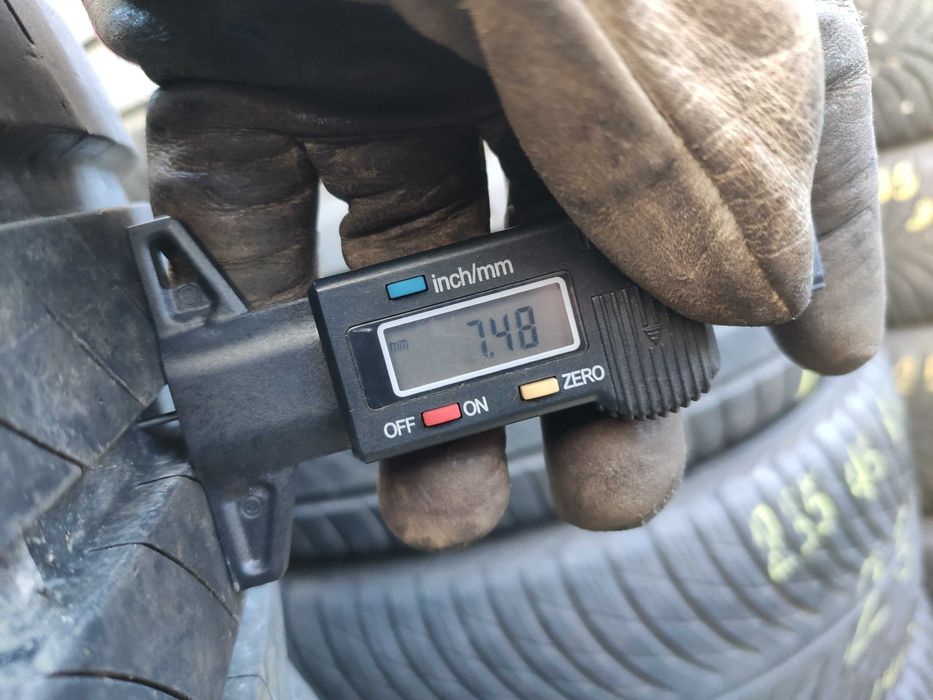 2бр Летни гуми за бус 235 65 16 С - Michelin