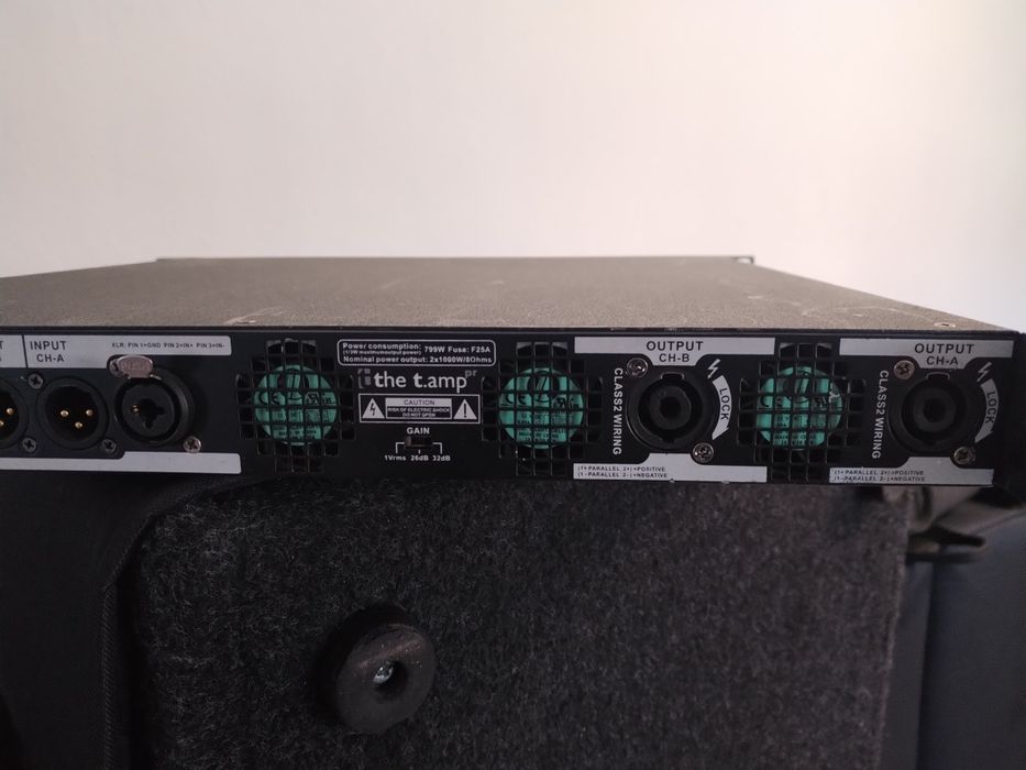 Vând amplificator the t. amp  D3400