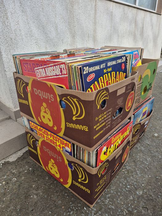 Vând 200LP Discuri Vinil colectia muzica usoara mixta straina