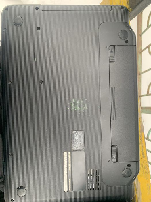 Ноутбук Dell  старый