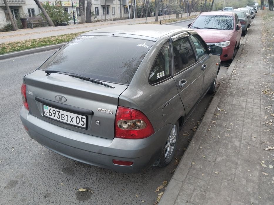 Продам приору 2072