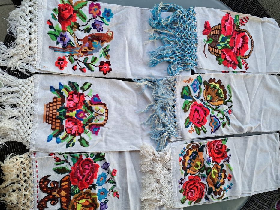 Vând lipidee/carpete/plocuțe/cuverturi/peretare, ștergare tradiționale