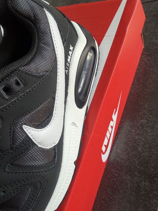 Оригинални маратонки NIKE