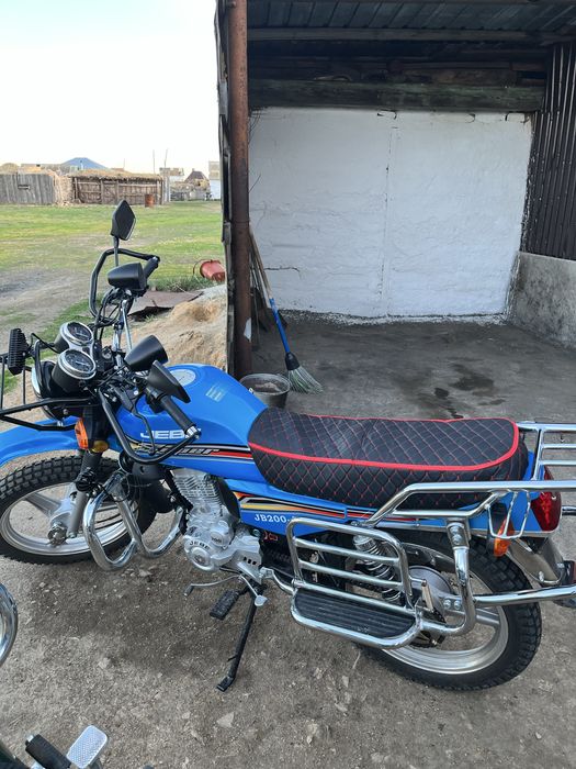 Продам мотоцикл JEBE 200 куб