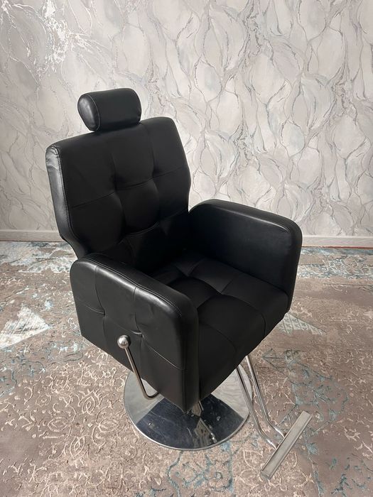 Кресло для барбера 
Почти новый