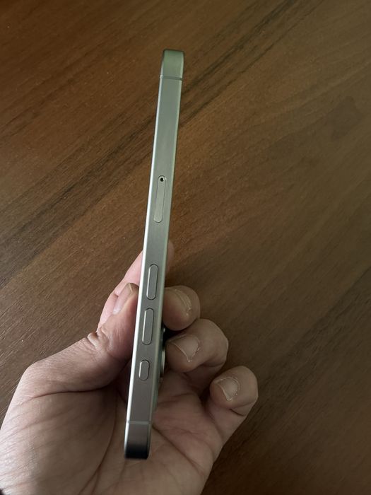 Продам Iphone 15 Pro