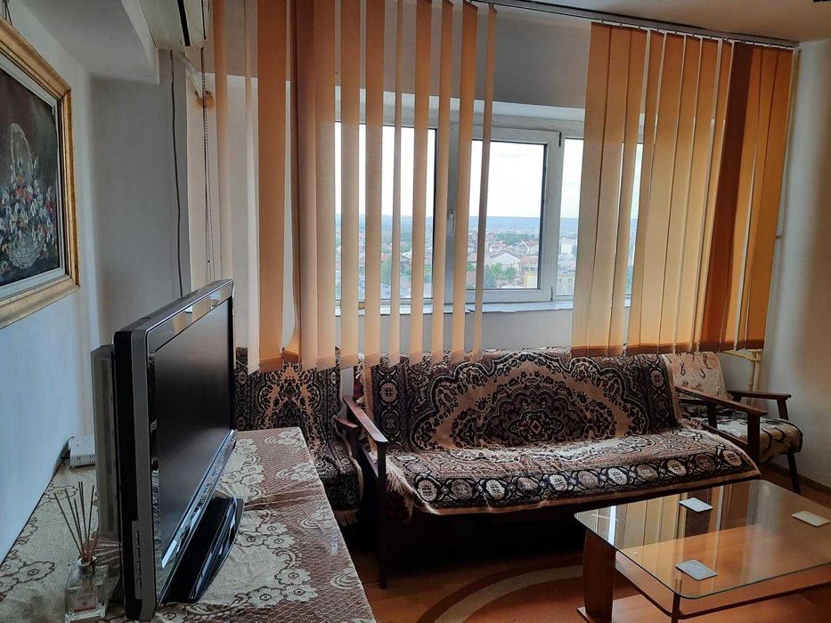 garsoniera calea bucuresti bloc carrefour