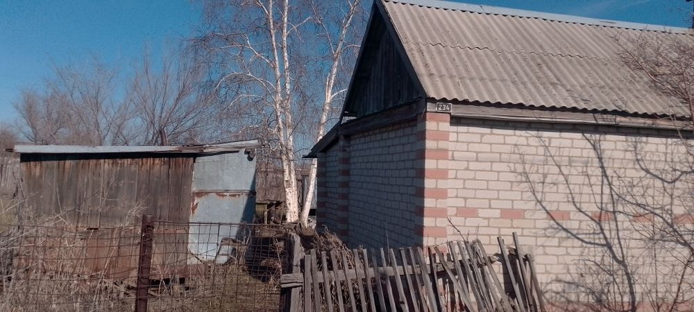Продам дачу летний вариант,удобно для содержания скота,огород.