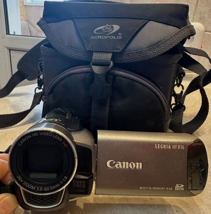 Видеокамеры продается