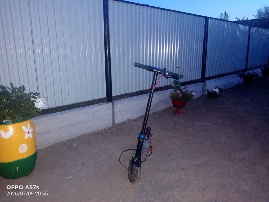 Продам электро самокат