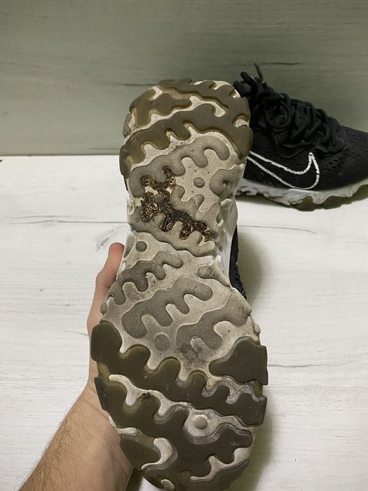 Adidasi nike pe negru !