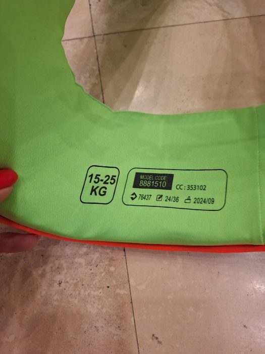Vesta de salvare cu papuci de piscina