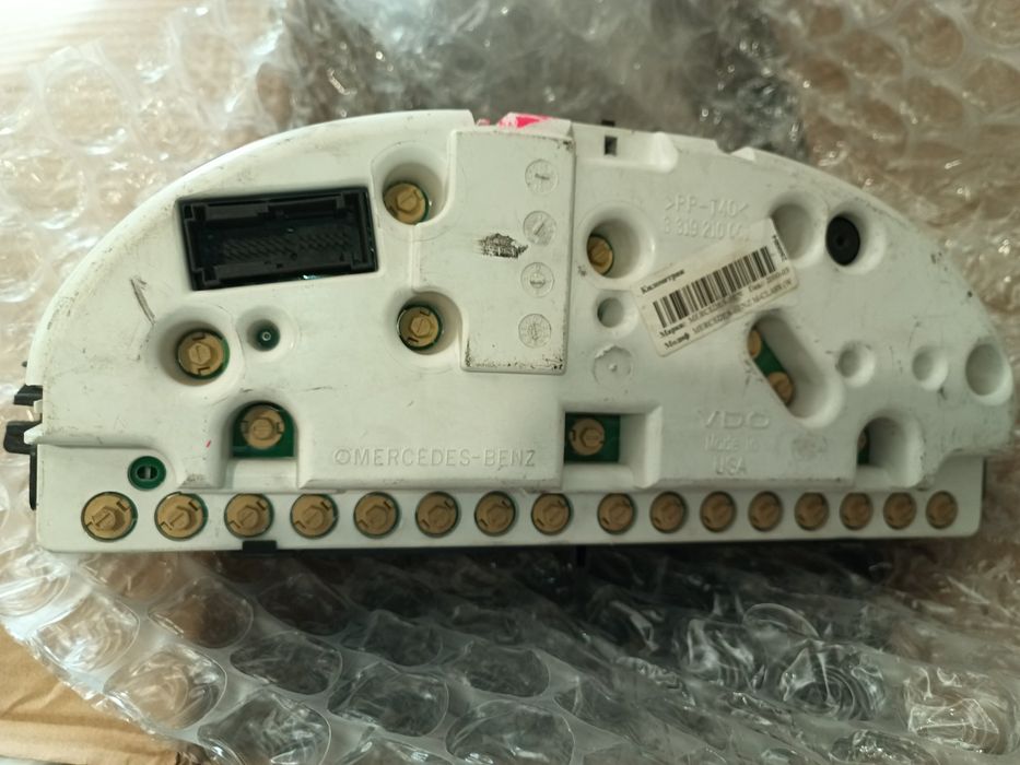 Арматурно табло / километраж  за Мерцедес w163  мл 320