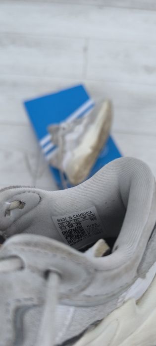 Adidași Ozweego mărimea 28