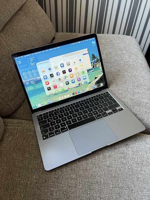 MacBook Air M1 256GB