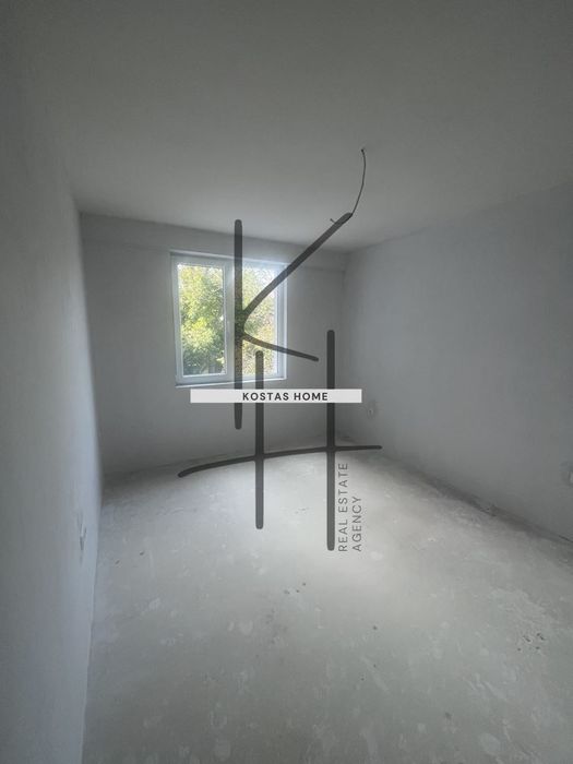 Продава се Тристаен апартамент в Варна, Аспарухово - 85 кв.м за 1553 €/кв.м - Снимка #3