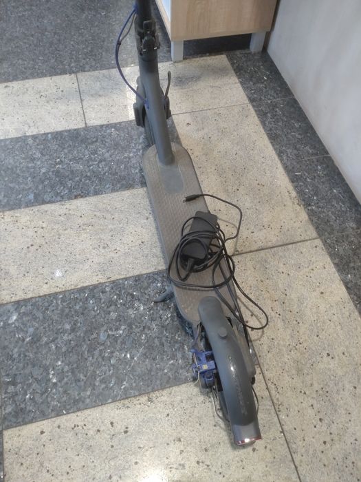 Trotineta Xiaomi Electric Scooter 4 Pro