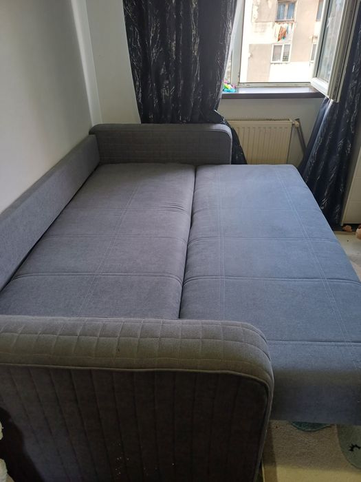 De vânzare canapea, sifonier4 uși comoda tv dulap soldat cu oglinda